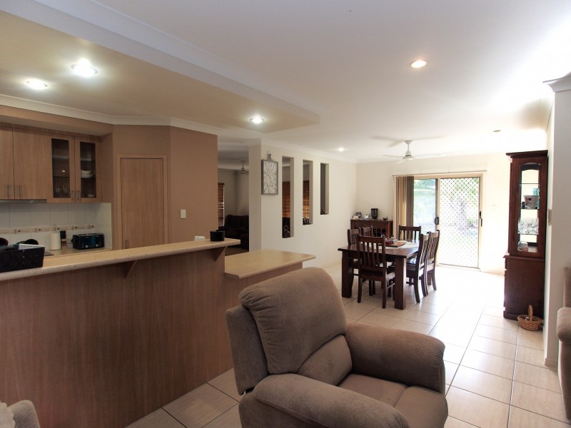 11 Jarrah crt, Burrum Heads QLD 4659