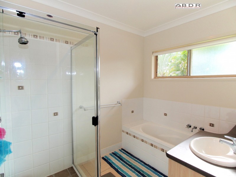 11 Jarrah crt, Burrum Heads QLD 4659