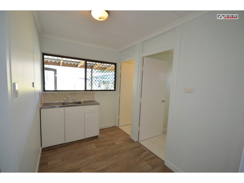 86 Old Bruce Highway, Howard QLD 4659