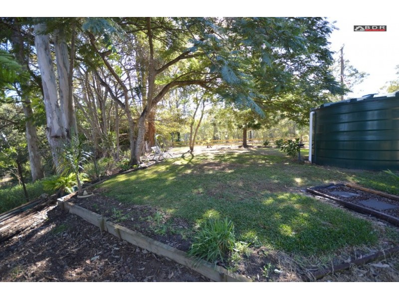 86 Old Bruce Highway, Howard QLD 4659