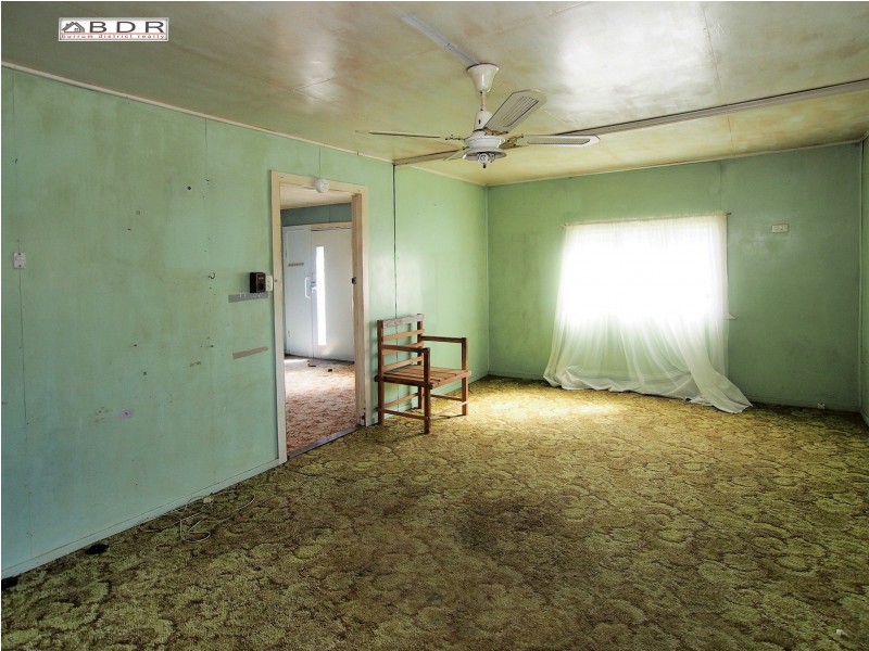 14-16 King Street, Howard QLD 4659