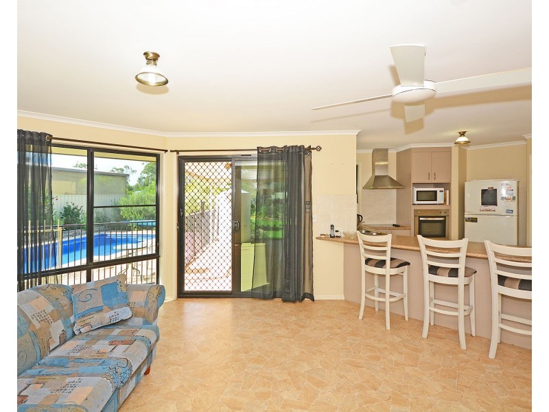 1 Brypat Close, Burrum Heads QLD 4659