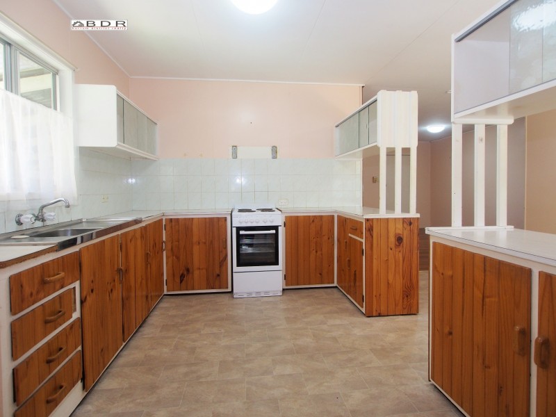 31 Watkins Street, Howard QLD 4659