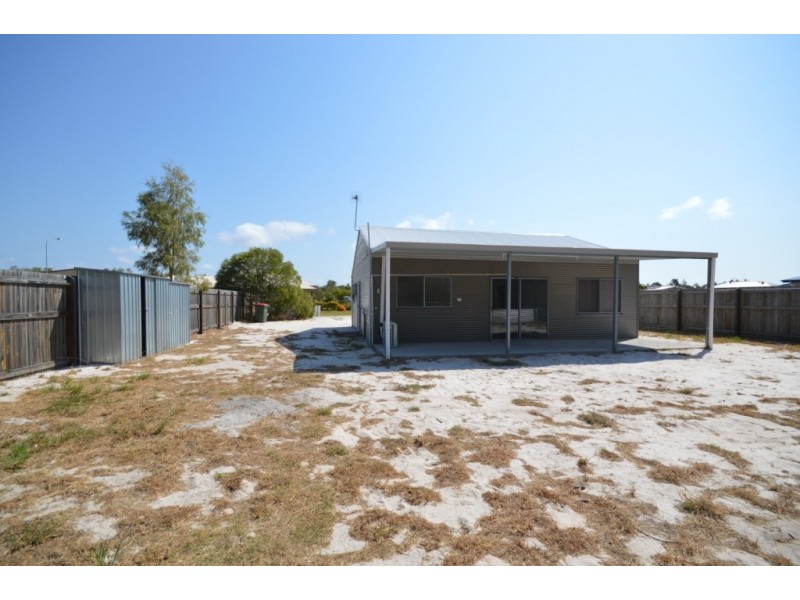 4 Eds Place, Burrum Heads QLD 4659