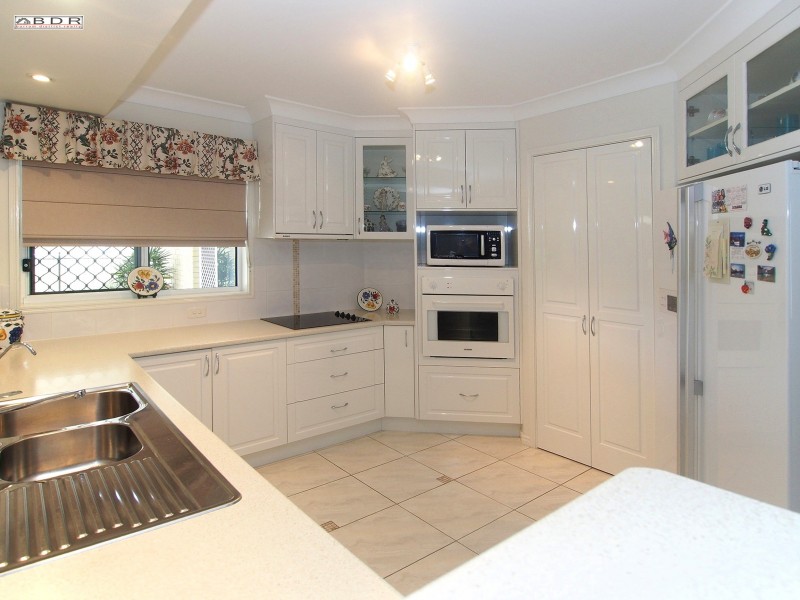 10 Barramundi Drive, Burrum Heads QLD 4659