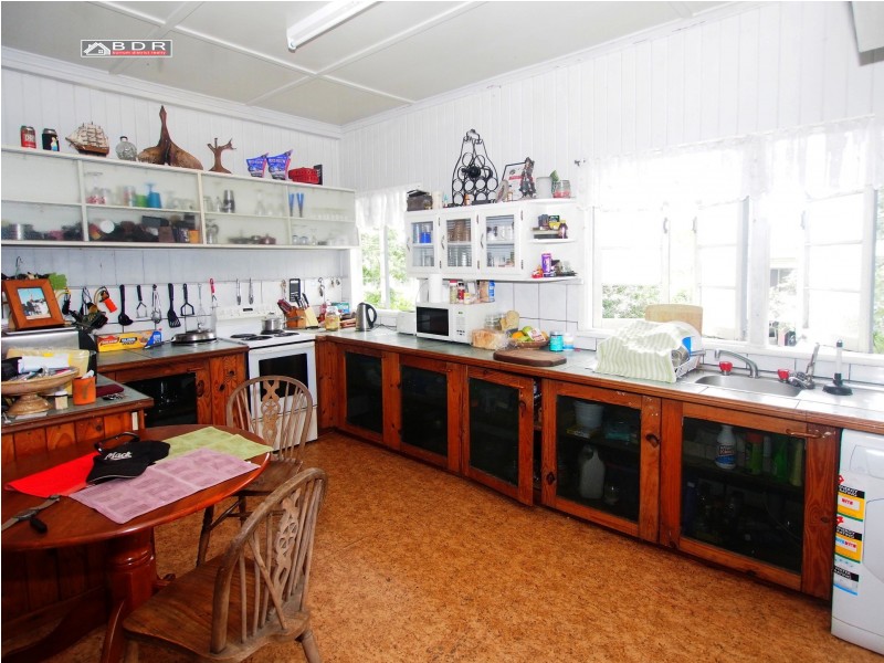 25 East Street, Howard QLD 4659