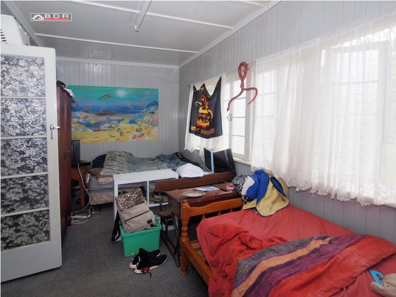 25 East Street, Howard QLD 4659
