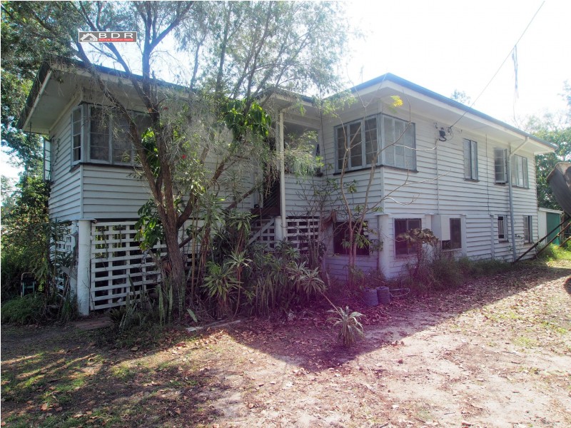 25 East Street, Howard QLD 4659