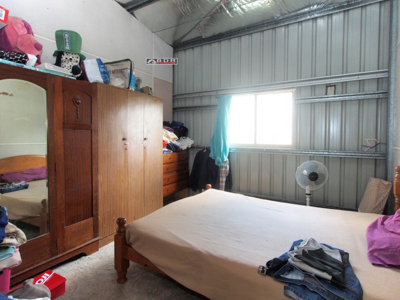 27553 Bruce Hwy, Childers QLD 4660