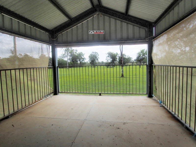 27553 Bruce Hwy, Childers QLD 4660