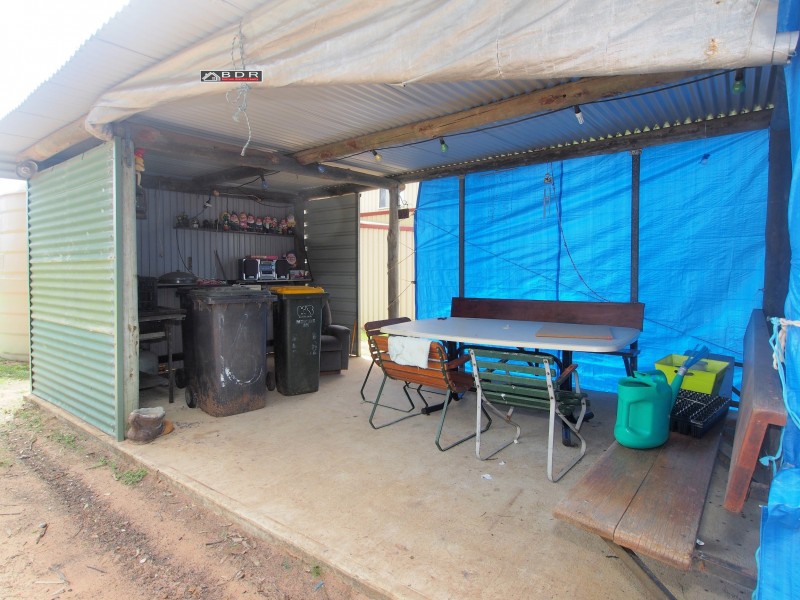 27553 Bruce Hwy, Childers QLD 4660