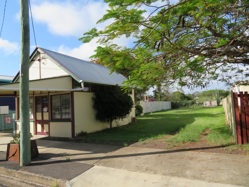 14 Robertson Street, Torbanlea QLD 4662