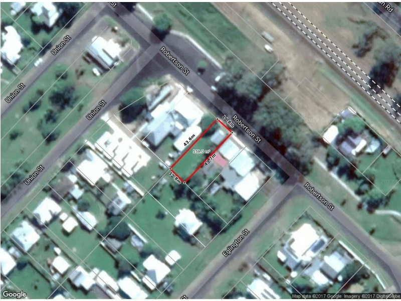 14 Robertson Street, Torbanlea QLD 4662