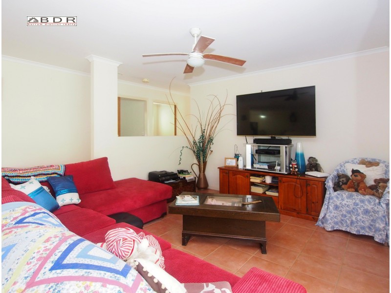 18 Island Close, Pacific Haven QLD 4659