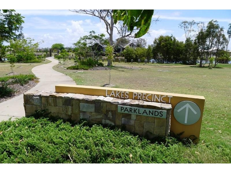 11 Barramundi Drive, Burrum Heads QLD 4659
