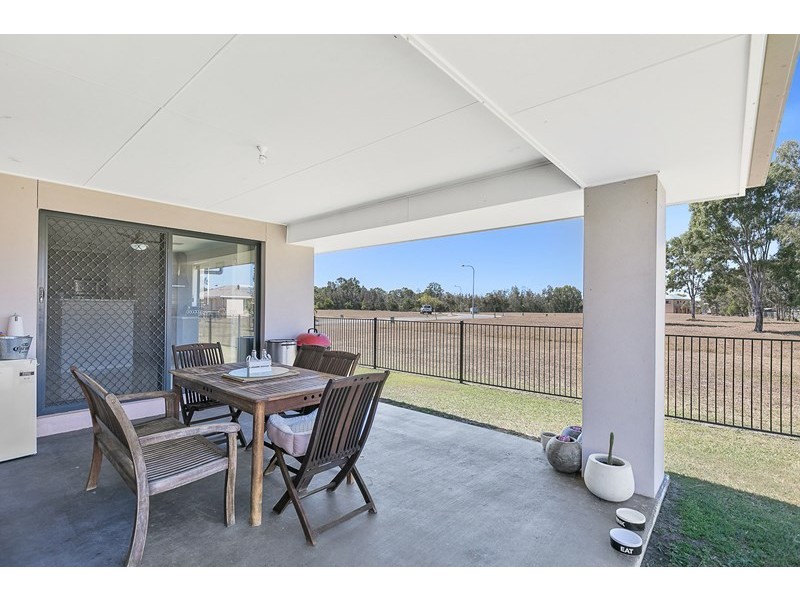 7 Barramundi Drive, Burrum Heads QLD 4659