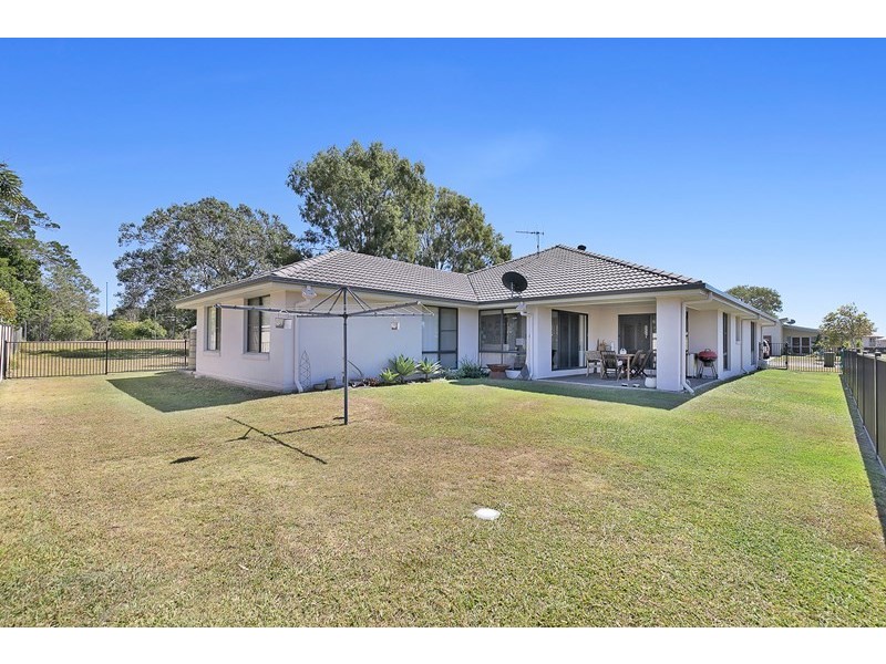 7 Barramundi Drive, Burrum Heads QLD 4659