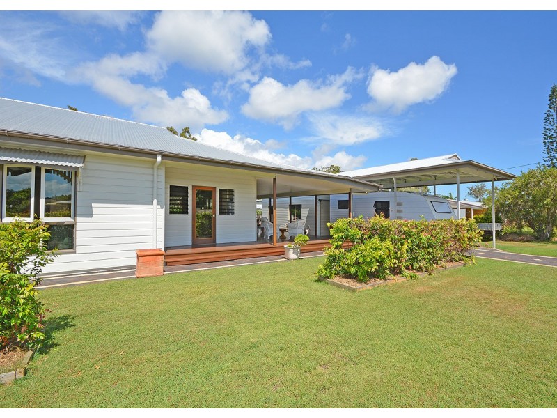 26 Hoffman Street, Burrum Heads QLD 4659