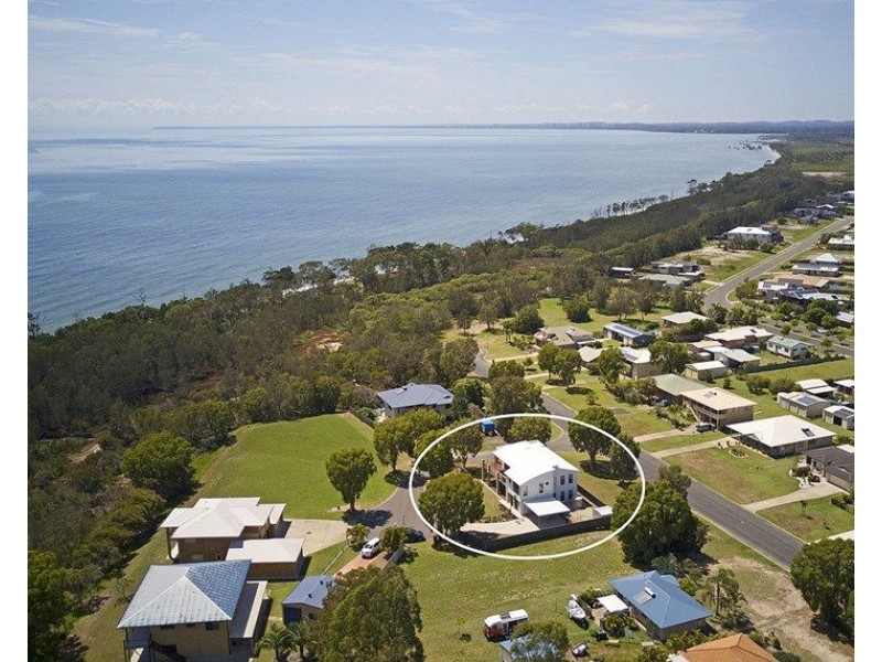 2 Tamarind Close, Burrum Heads QLD 4659