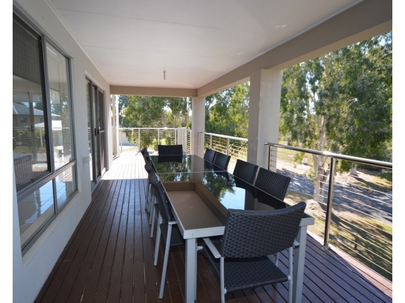 2 Tamarind Close, Burrum Heads QLD 4659