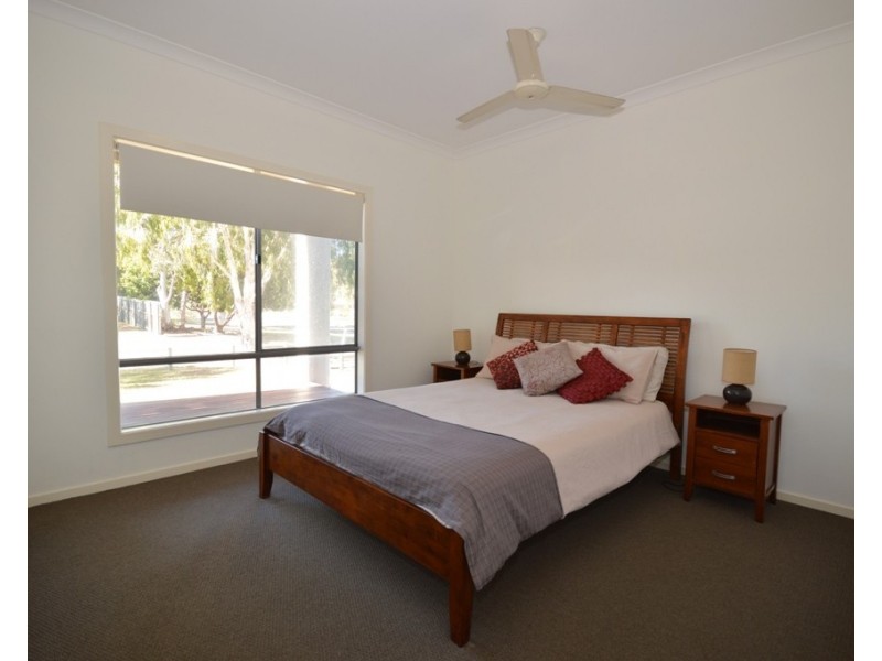 2 Tamarind Close, Burrum Heads QLD 4659