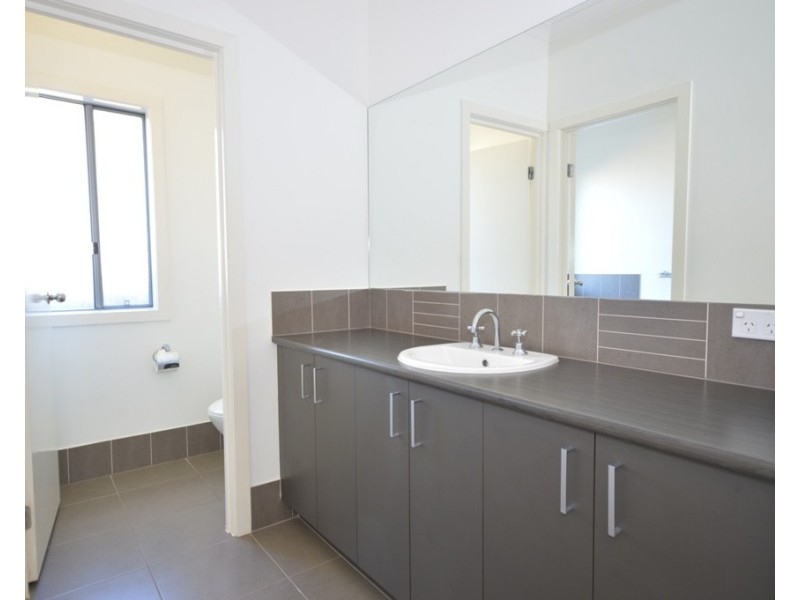 2 Tamarind Close, Burrum Heads QLD 4659