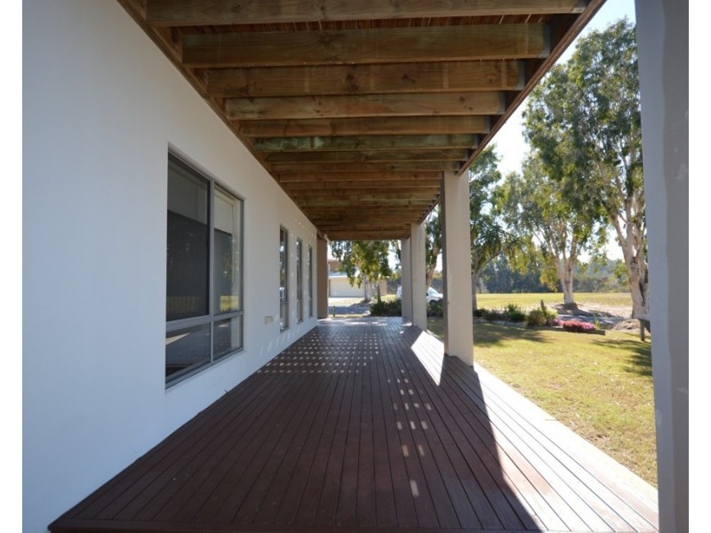 2 Tamarind Close, Burrum Heads QLD 4659