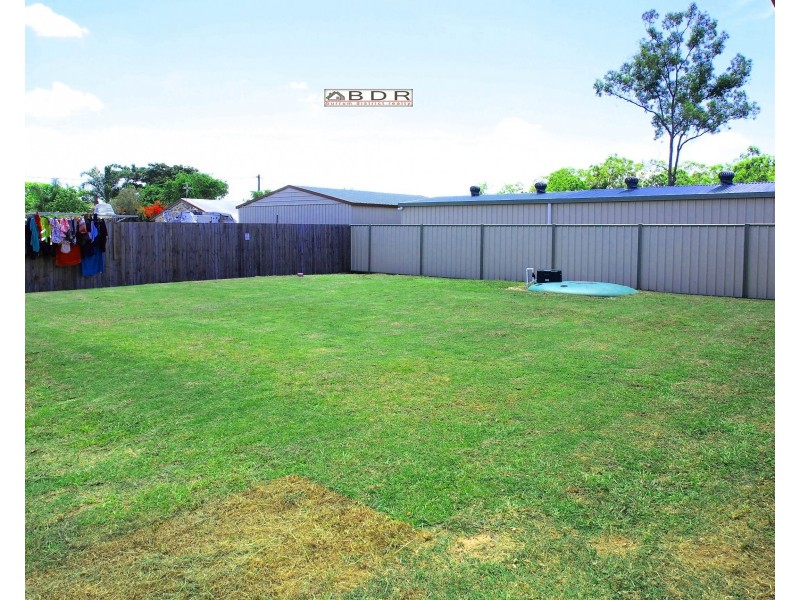 11 Annie Street, Howard QLD 4659