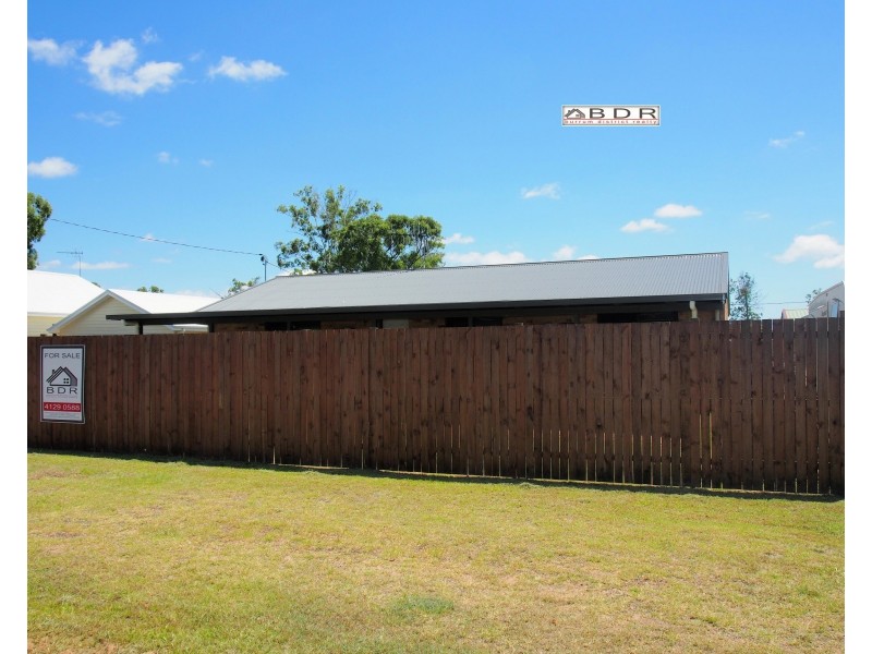 11 Annie Street, Howard QLD 4659