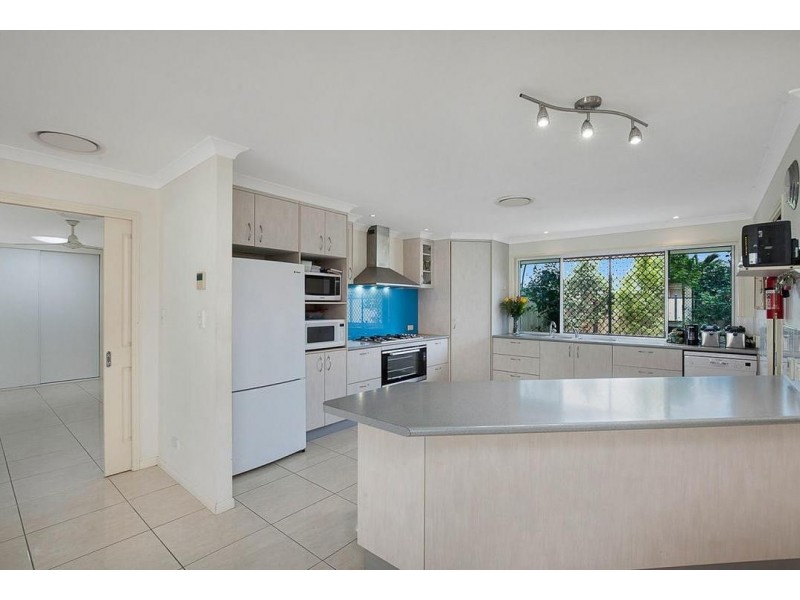 43 Traviston Way, Burrum Heads QLD 4659