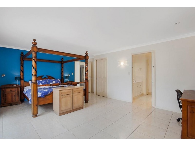 43 Traviston Way, Burrum Heads QLD 4659