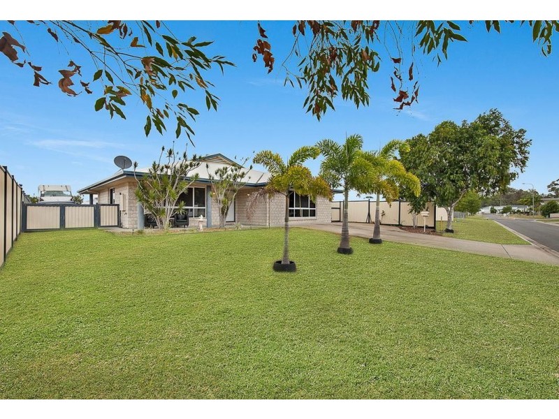 43 Traviston Way, Burrum Heads QLD 4659