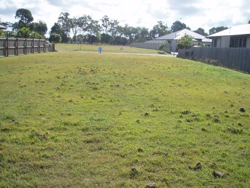 35 Traviston Way, Burrum Heads QLD 4659