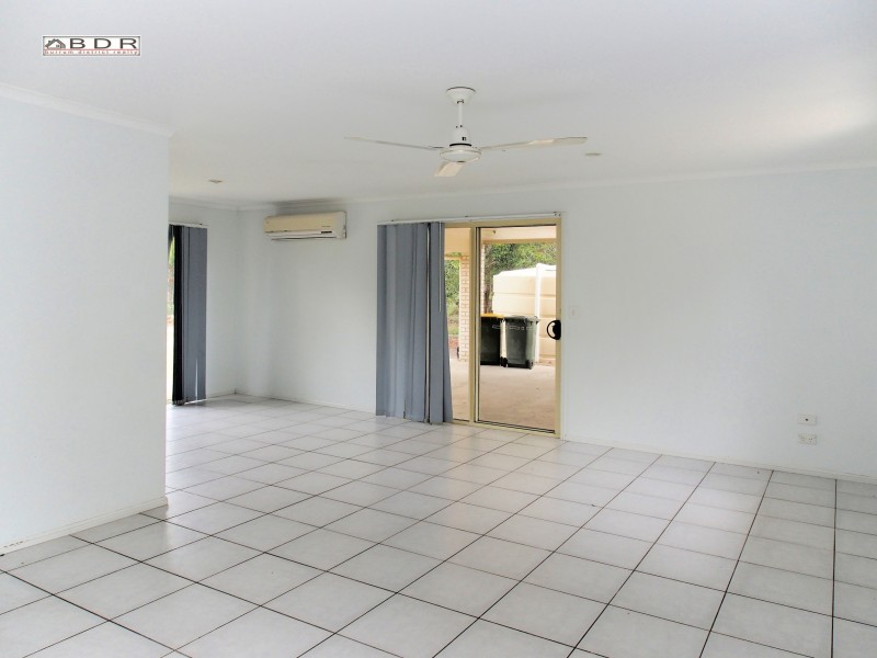 33 Ranch Park Drive, Pacific Haven QLD 4659