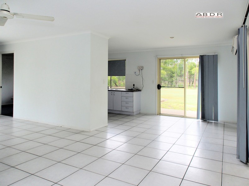 33 Ranch Park Drive, Pacific Haven QLD 4659