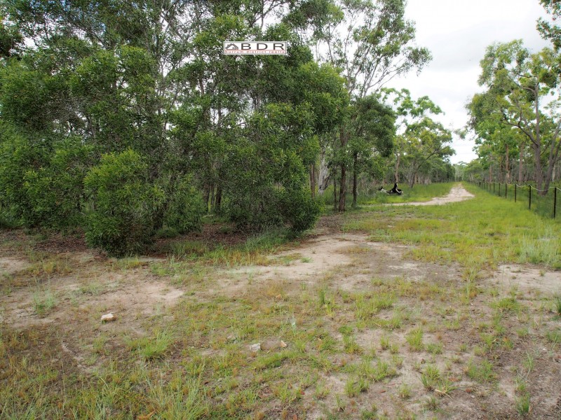 33 Ranch Park Drive, Pacific Haven QLD 4659