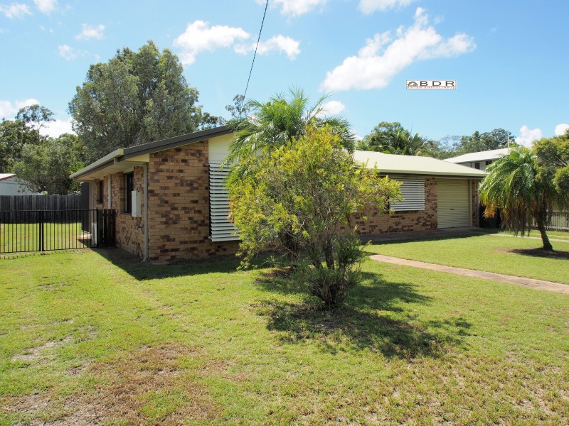 39 Ross Street, Burrum Heads QLD 4659