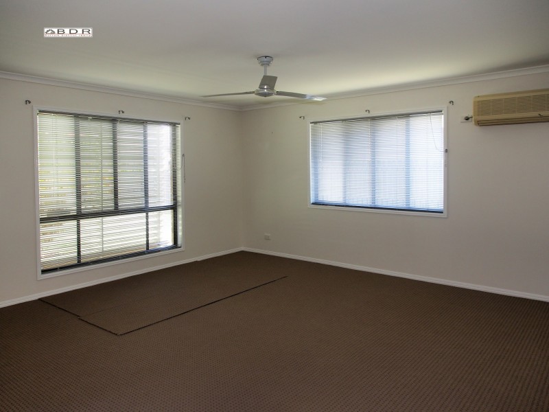39 Ross Street, Burrum Heads QLD 4659