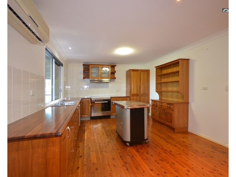 212 Pacific Haven Cct, Pacific Haven QLD 4659