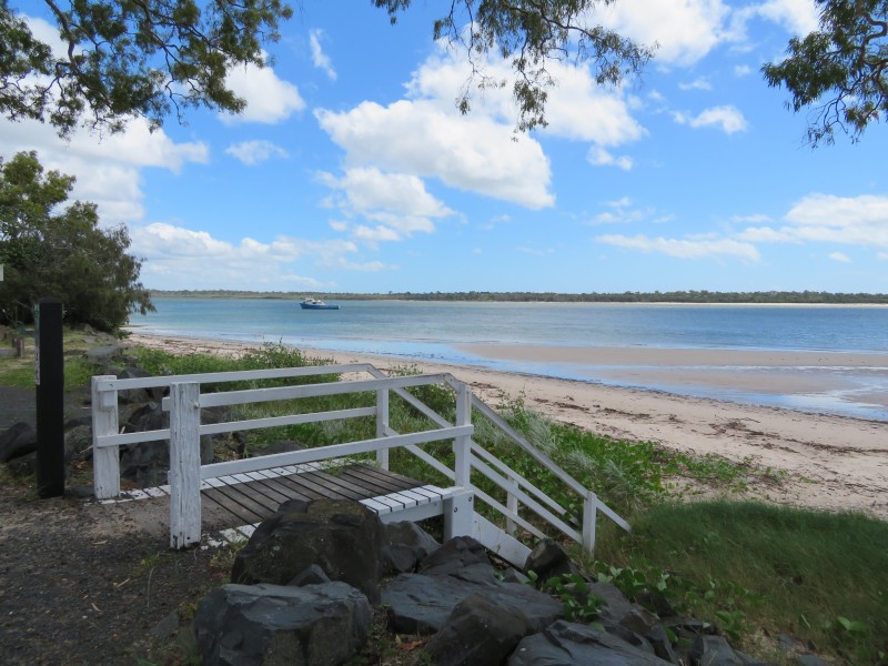 6 Cottrell Court, Burrum Heads QLD 4659