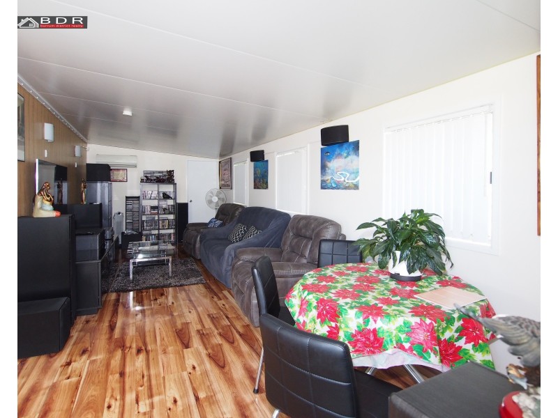 1 Howard St, Burrum Heads QLD 4659