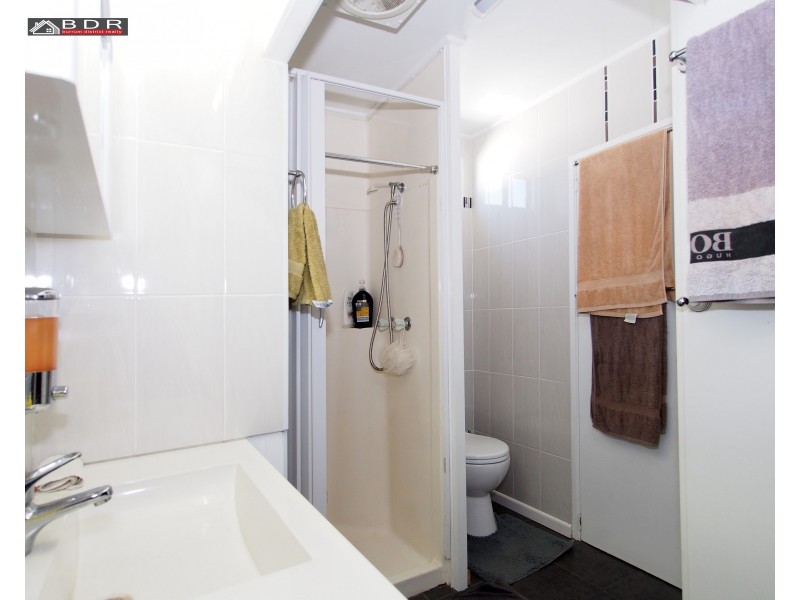 1 Howard St, Burrum Heads QLD 4659