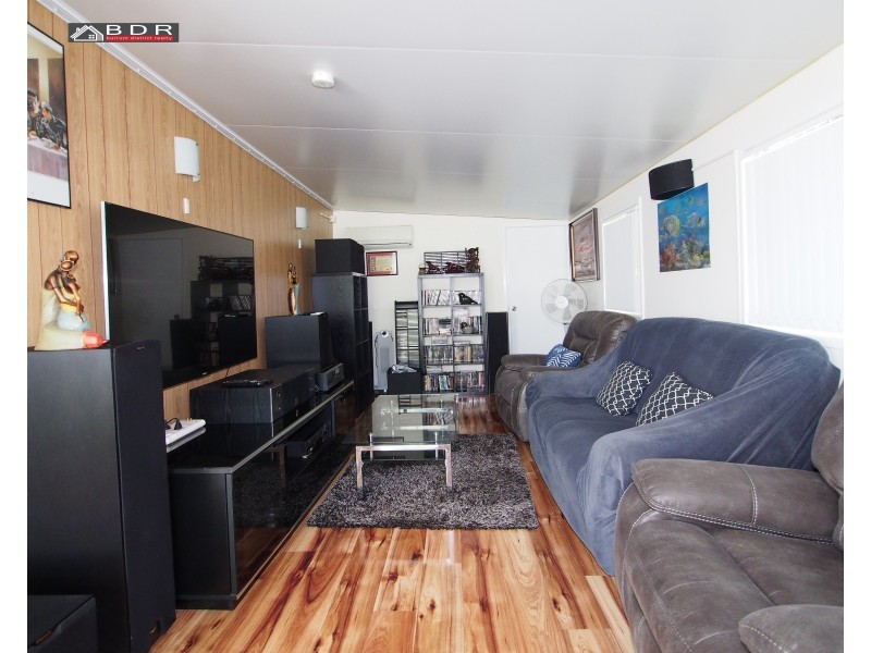 1 Howard St, Burrum Heads QLD 4659
