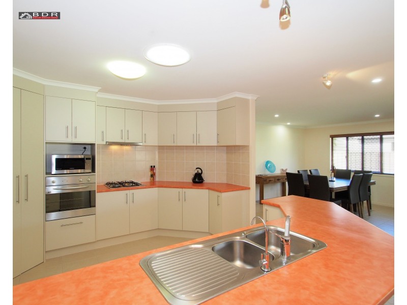 6 Bryan Court, Burrum Heads QLD 4659