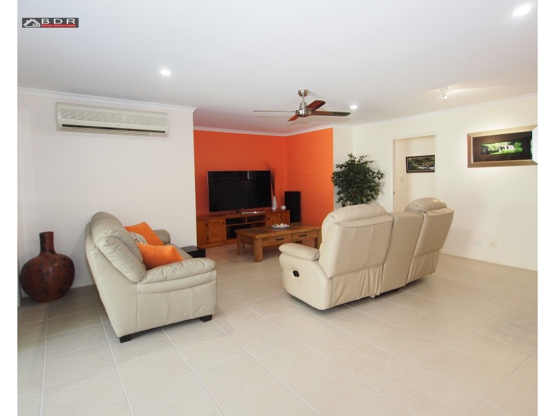 6 Bryan Court, Burrum Heads QLD 4659