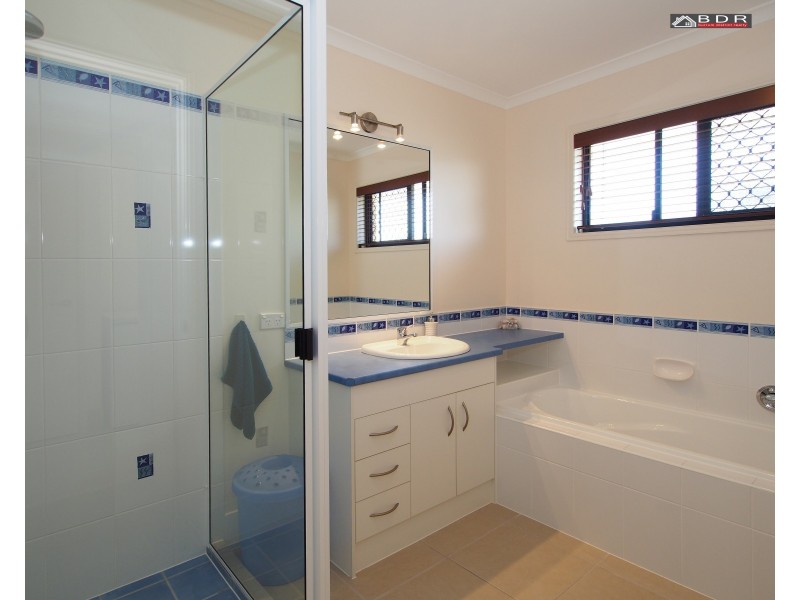 6 Bryan Court, Burrum Heads QLD 4659