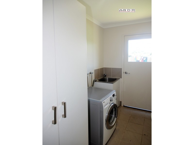 11 Annie Street, Howard QLD 4659