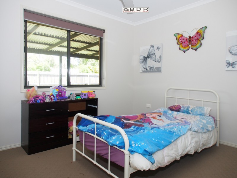 11 Annie Street, Howard QLD 4659