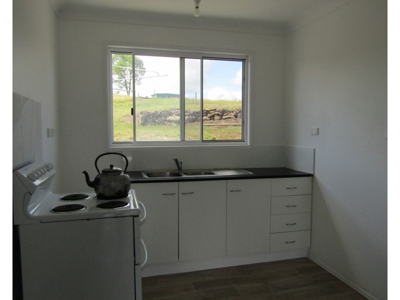 29 Queen Street, Dallarnil QLD 4621