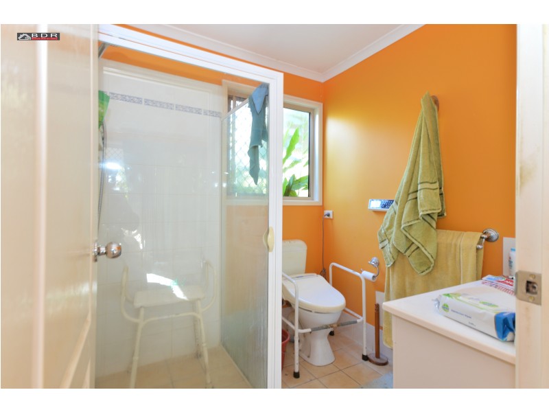 87 Todd St, Torbanlea QLD 4662